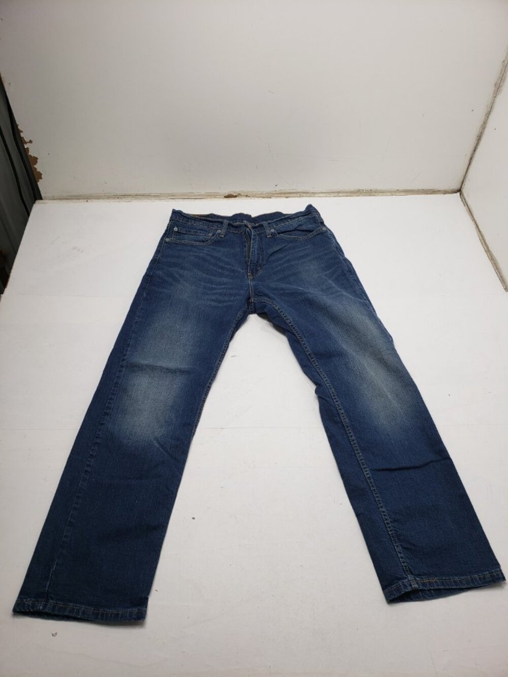 Levi's 505 Men's Jeans 34x30 Regular Fit Straight Leg Blue Denim Med Wash